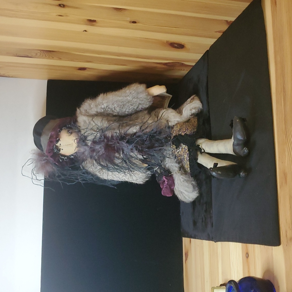 Vintage Carmen Manago Doll DZA876